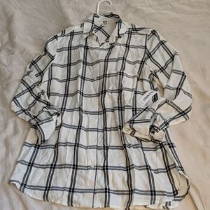 Old Navy White with Black Plaid Top